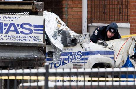 Suspect identified in death of Toronto police officer - image