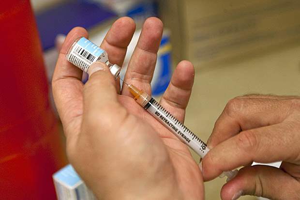 Manitobans encouraged to get flu shot - image
