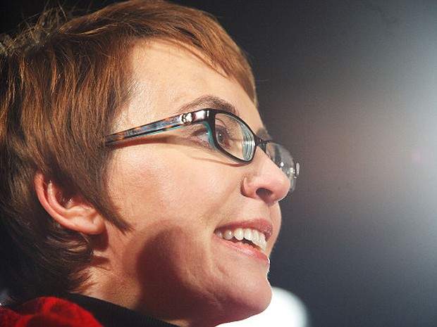  Hundreds of pages of police reports in the investigation of the Tucson shooting rampage that wounded former congresswoman Gabrielle Giffords are being released Wednesday.