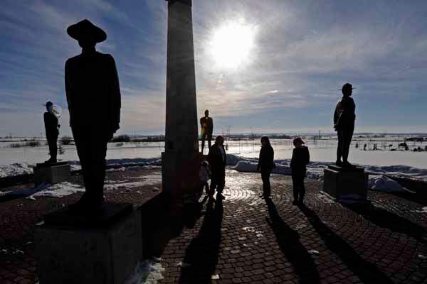 Mayerthorpe to remember fallen four with quiet ceremony - image