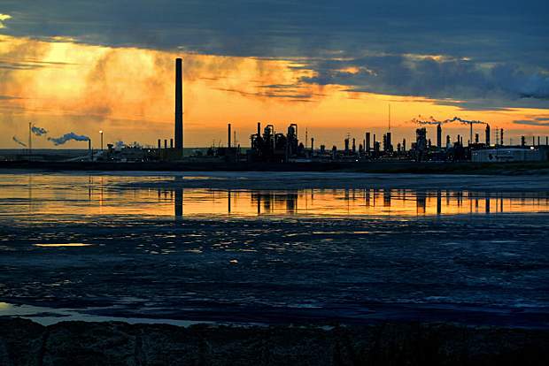 All parties show consensus on carbon pricing, except Tories: survey - image