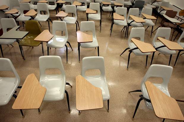 Teacher cuts included in Edmonton Catholic draft budget - image