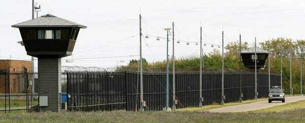 Edmonton Institution death is homicide 34 of 2011 - image