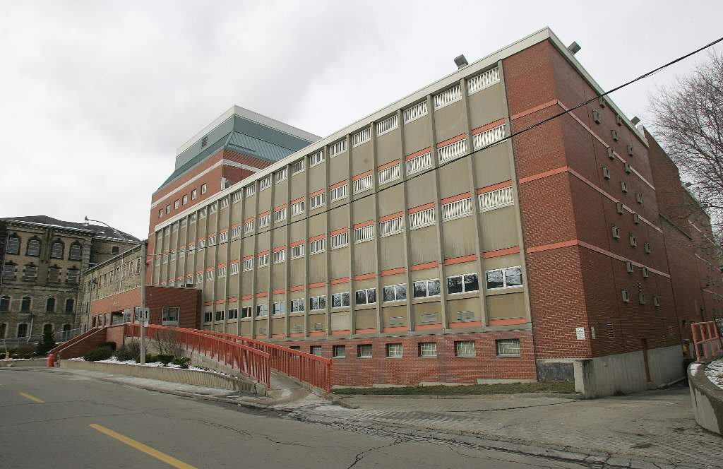 Ombudsman probing allegations of excessive force by prison guards - image