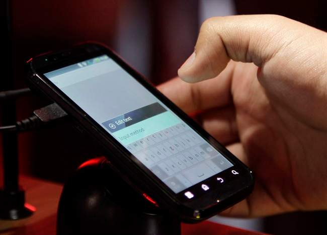 Experts weigh in on cyberbullying - image