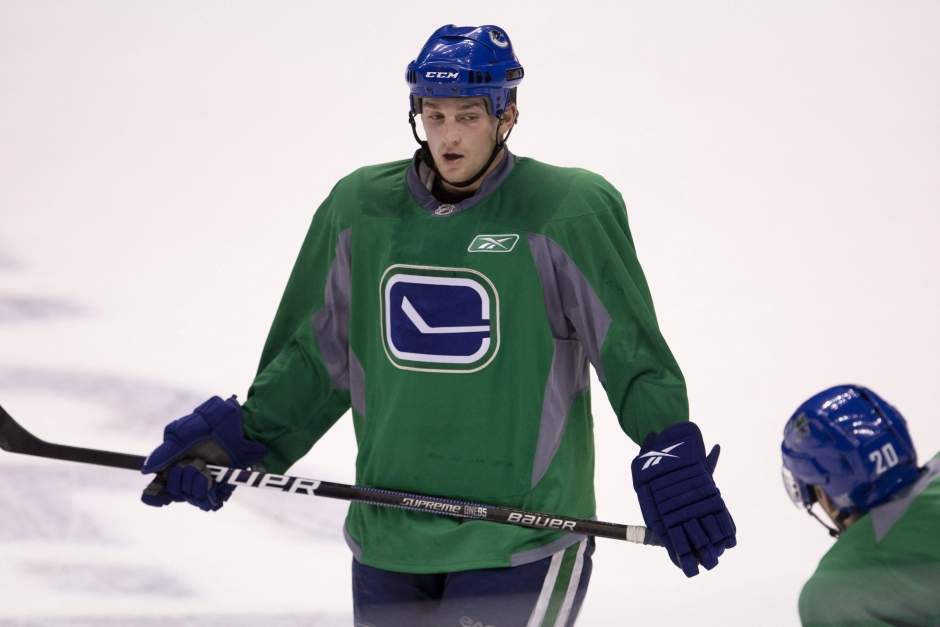Winnipeg Jets forward Rick Rypien found dead in his Alberta home - image