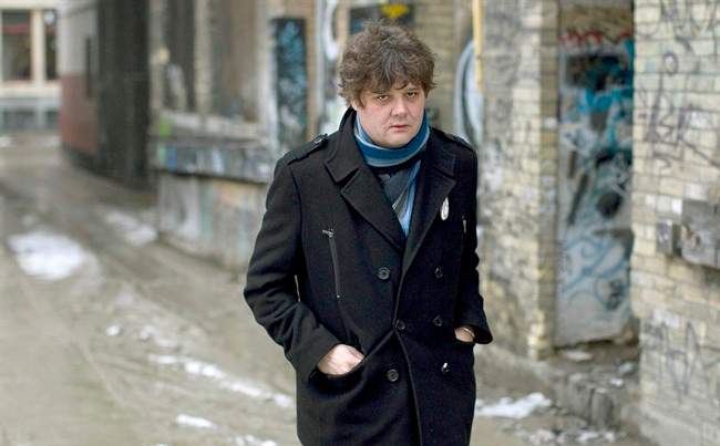 Singer/songwriter Ron Sexsmith is pictured in Toronto on Thursday February 24, 2011. Sexsmith has always had a cadre of well-known admirers who have tweaked, tweezed and transformed his sturdy compositions, including the likes of Rod Stewart, Emmylou Harris, k.d. lang and Tom Jones. THE CANADIAN PRESS/Chris Young.