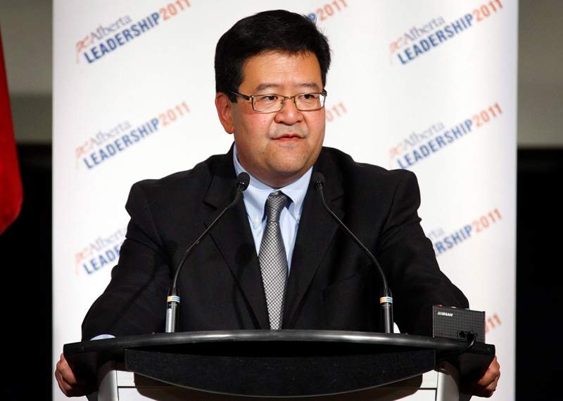 Former Alberta envoy to U.S. Gary Mar takes early lead in Alberta Tory voting - image