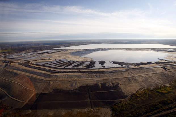 Government making ‘poorly-informed’ decisions on oilsands: AG - image