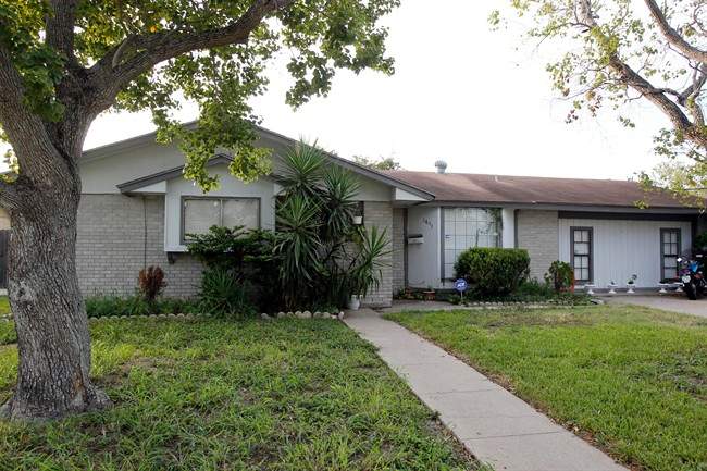 There was little activity Tuesday, Oct. 11, 2011 at a home once owned by Mansour Arbabsiar on West Manor Drive in Corpus Christi. Nueces County records show that he and his wife bought the home in 1994. A notice of foreclosure sale showed the same property was to be sold in a public auction to the highest bidder last year. (AP Photo/Michael Zamora/Caller-Times).