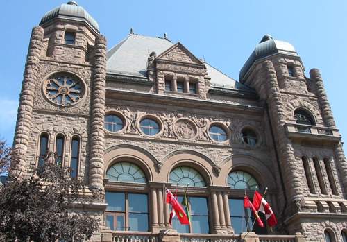 Ontario's Liberal government will introduce legislation next week to freeze the pay of MPPs for another five years.