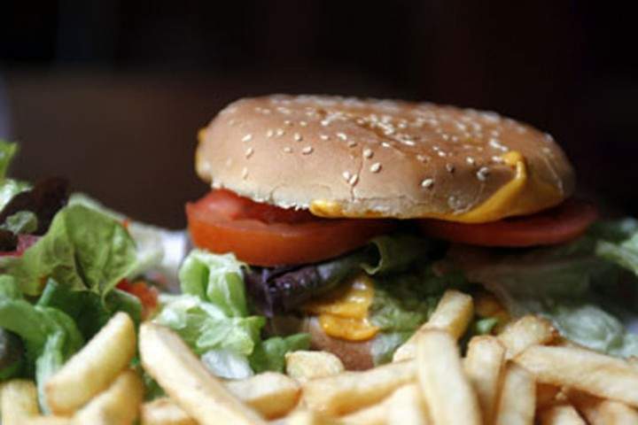 Last week, Harvey’s promoted its new Health Check status on grilled veggie, chicken and mini beef burgers, an approval handed to the company from the Heart and Stroke Foundation, a well-known national health advocacy group.
