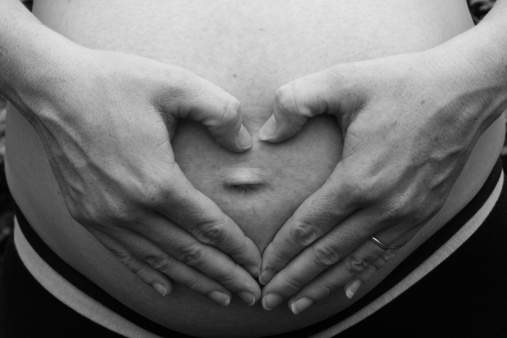 Women who gave birth in hospital were more likely to have interventions such as labour augmentation, assisted vaginal births or cesarean deliveries, compared to those who delivered at home, according to a recent study.