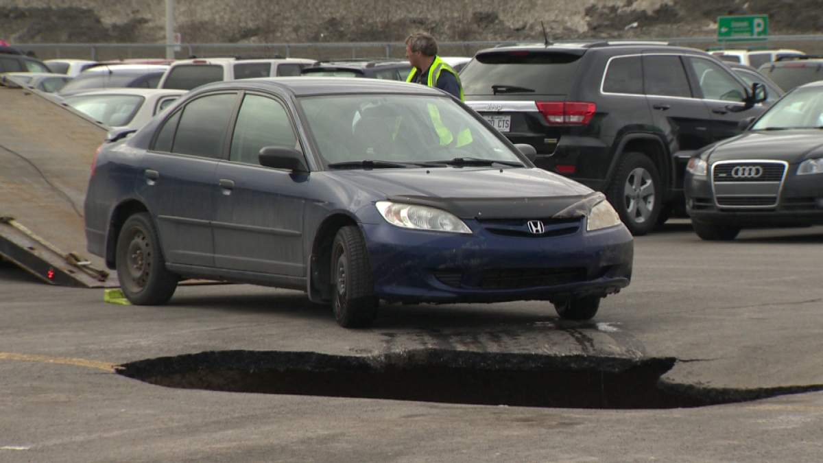 Montreal airport sinkhole