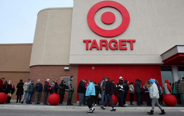 After a record run of debt accumulation and retail spending, Canadians are getting frugal this year, economists say.