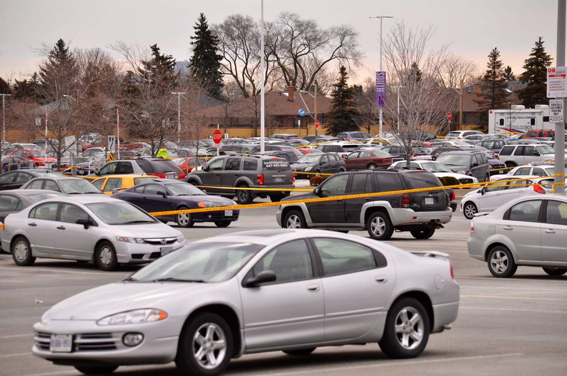 Cars stuck at Yorkdale