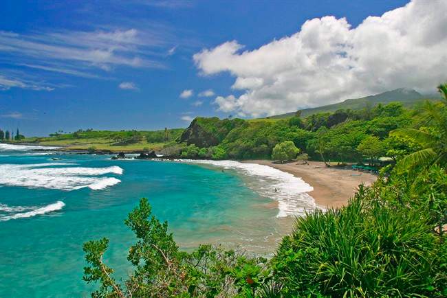 This undated file photo provided by Ron Dahlquist for the Maui Visitors Bureau shows Hamoa Beach in Maui, Hawaii. THE CANADIAN PRESS/AP, MVB, Ron Dahlquist.