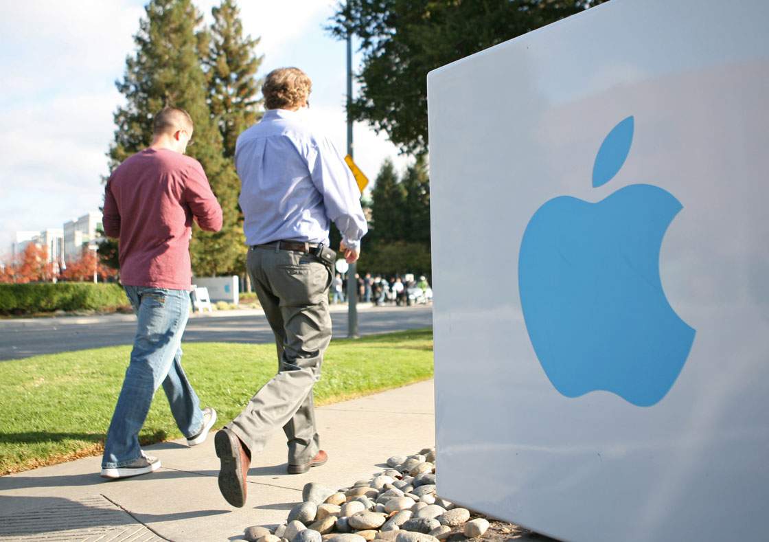Apple Inc. said it will pay for construction of an 18-megawatt photovoltaic solar plant in northern Nevada to provide power for a data centre the technology giant plans east of Reno.

