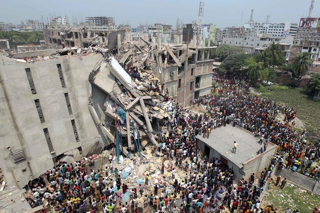 14 gut-wrenching photos from Bangladesh building collapse - image