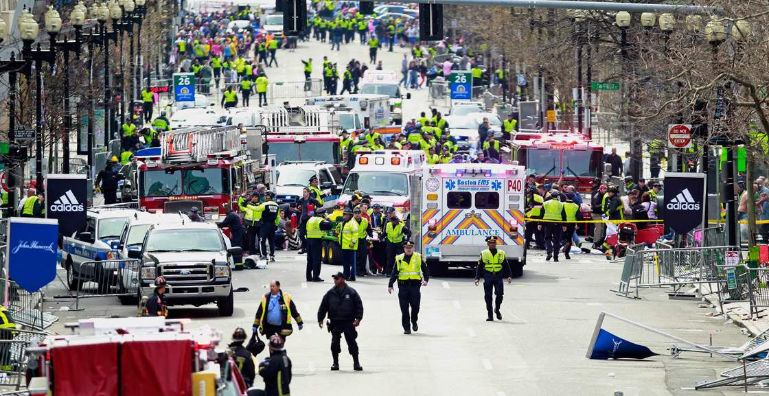 Canadian man chronicles happiness before race, solidarity following Boston Marathon bombing attacks - image