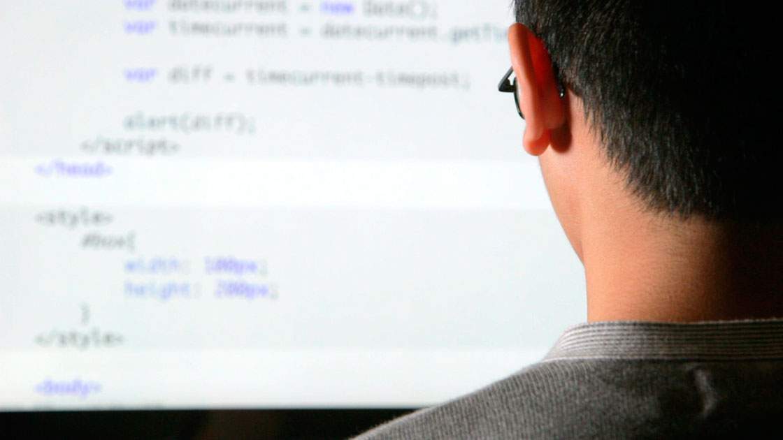  Dev Bootcamp, which calls itself an "apprenticeship on
steroids," is one of a new breed of computer-programming school
that's proliferating in San Francisco and other U.S. tech hubs.