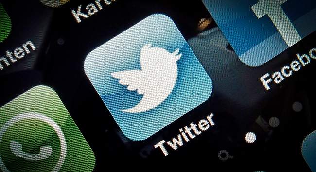 Talk show host Katie Couric saw the message and retweeted it to her almost 900,000 followers. 