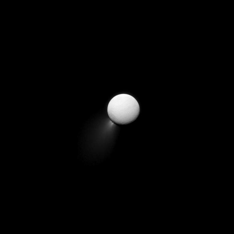 Cassini captured several images of ice particles, water vapour, and organic compounds spraying into space from one of Saturn’s moons, Enceladus. Scientists believe that reservoirs of water may exist beneath the moon’s surface.