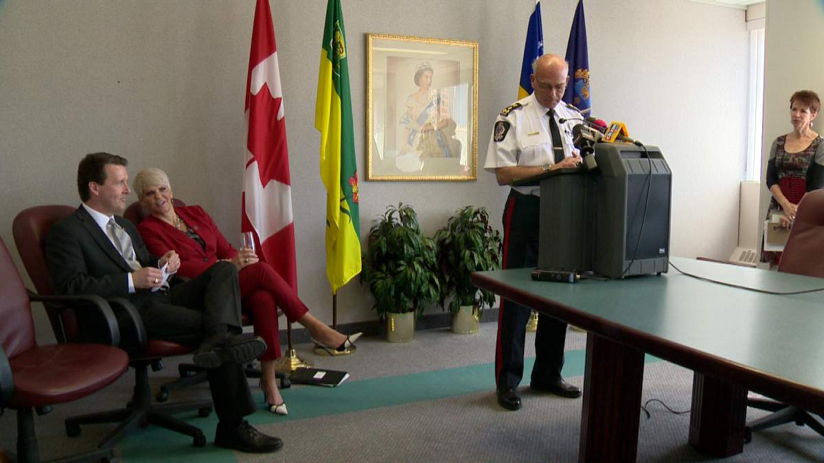 The province of Saskatchewan has contributed $4.2 million to the City of Regina to continue funding police officers to conduct investigations and to work on proactive initiatives to reduce crime in the city.