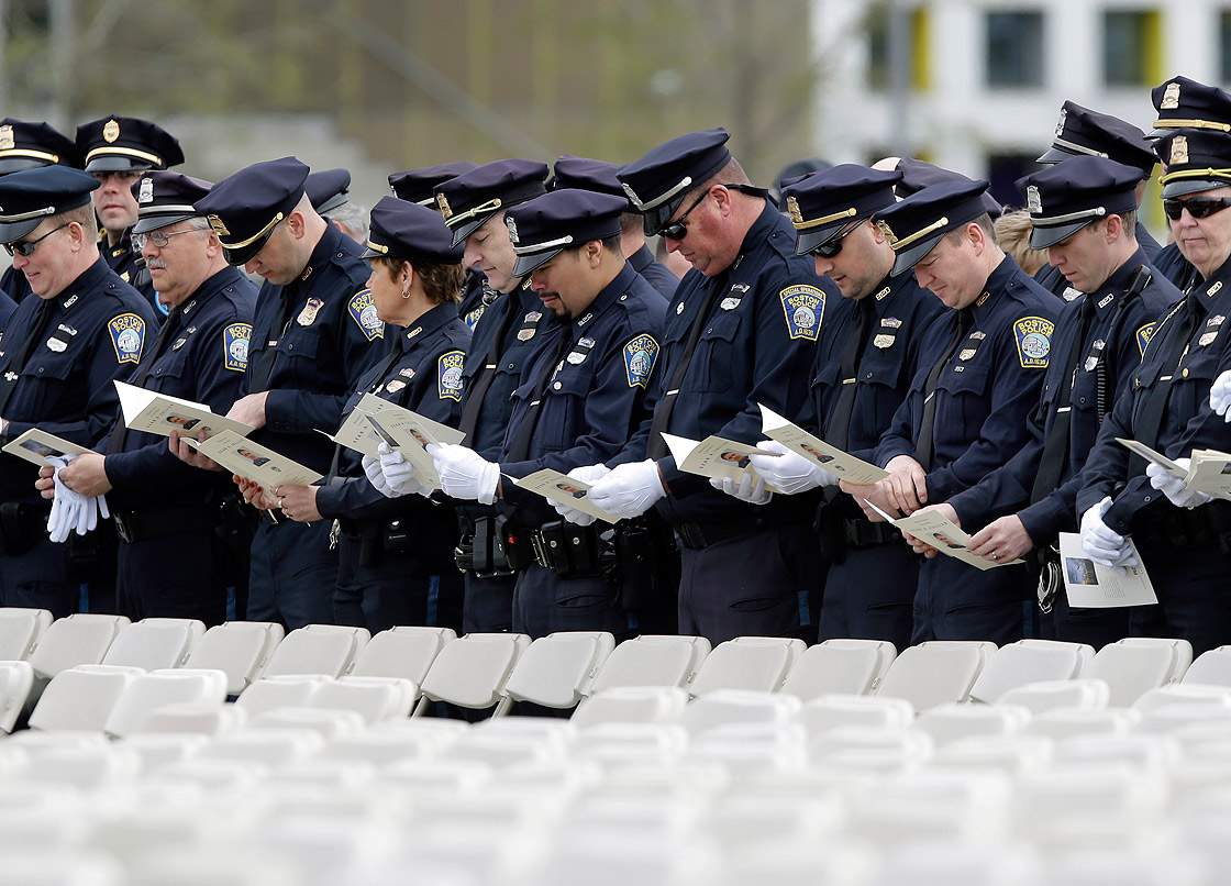 Gallery: Slain MIT officer memorialized at campus service - image
