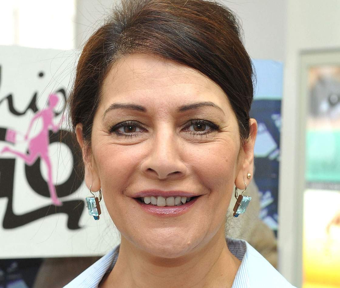 Marina Sirtis.