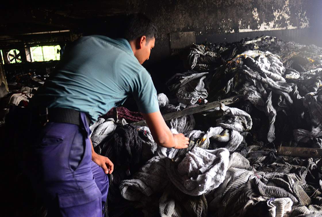 Gallery: Bangladesh garment factory fire - image