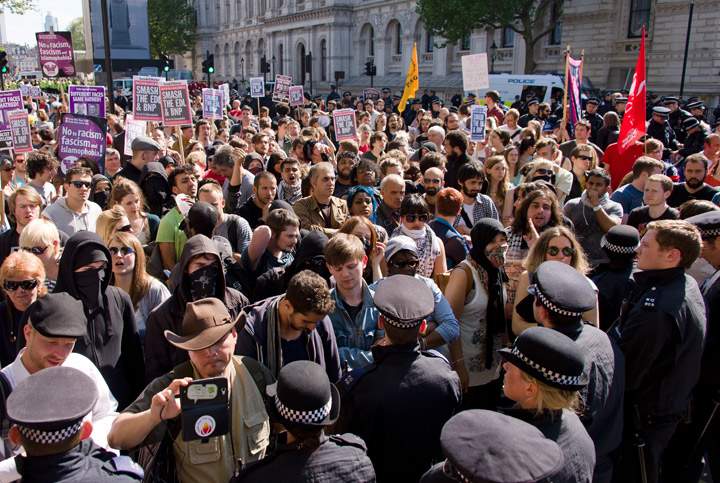 Far-right groups and anti-fascists are holding rival demonstrations marking the killing of British soldier Lee Rigby 10 days ago.