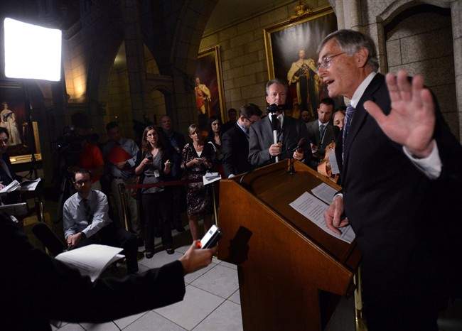 Liberal senator calls for more disclosure in upper chamber - image