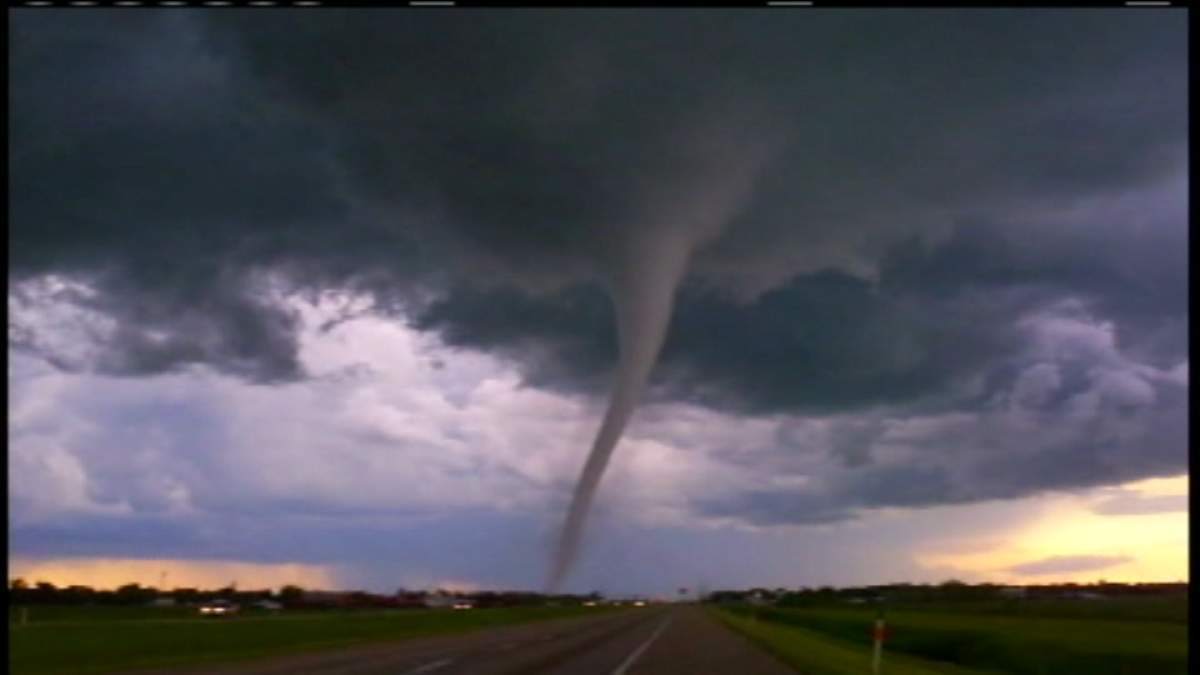 Tornado chaser Sean Casey facesEF3  tornado.
