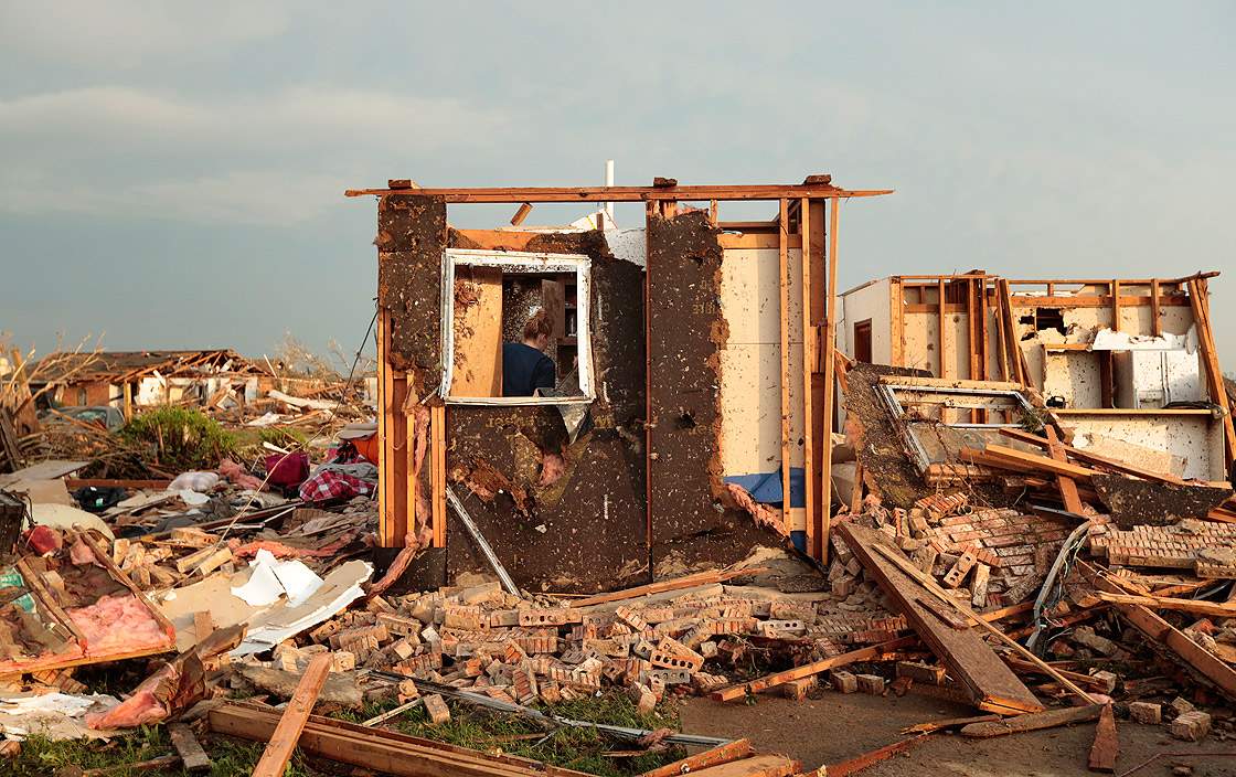 Gallery: 8 powerful images from the deadly tornado to hit Moore, Oklahoma - image