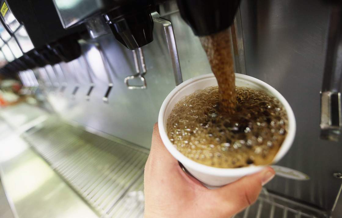Coca-Cola plans to run its first ad defending the safety of artificial sweeteners on Wednesday, a move that comes as the company looks to stem declining sales of diet soda.