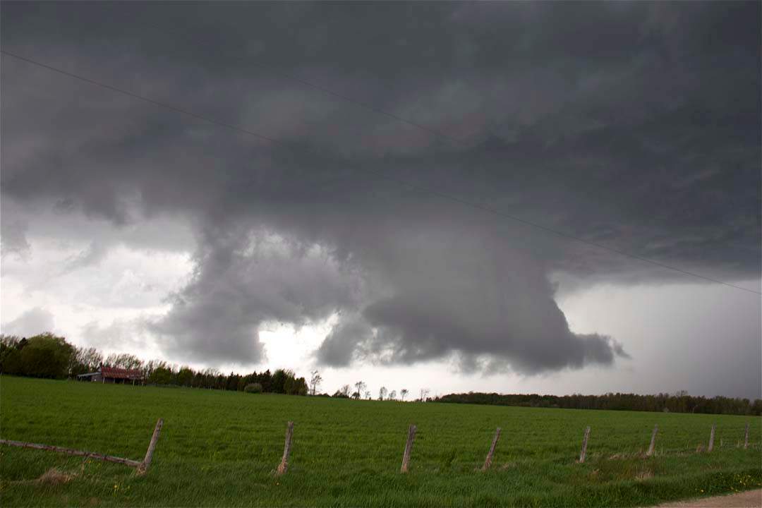 Stormchaser Travis Farncombe captured this potentially dangerous cloud near Shelburne