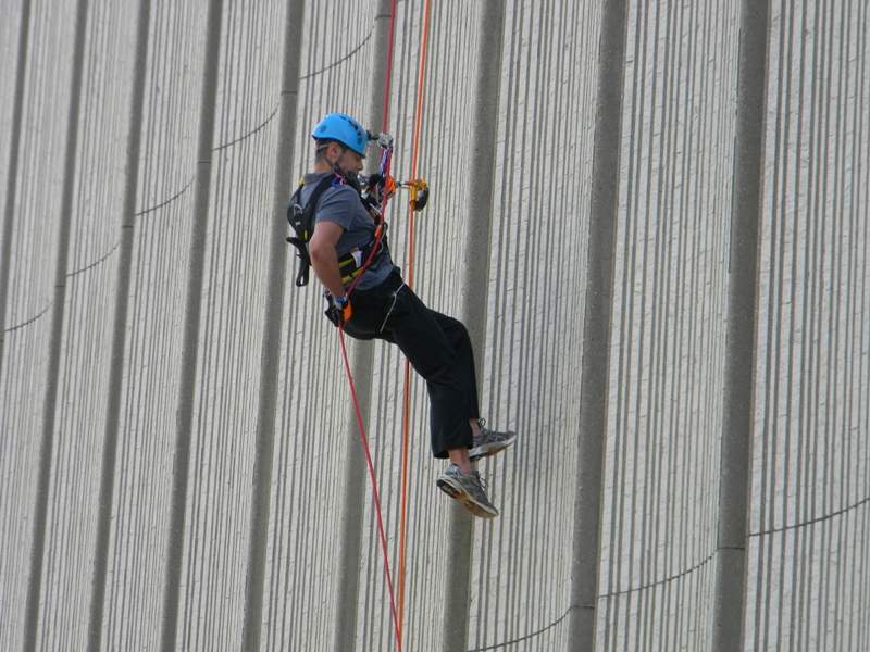 antony robart rappelling wall city hall rope for hope