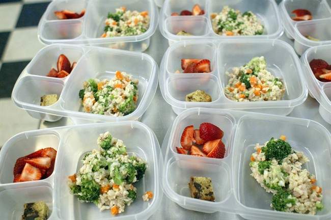 Exercise regularly, quit smoking and follow the Mediterranean diet. In a new analysis, British researchers outline five ways to keep dementia at bay.
