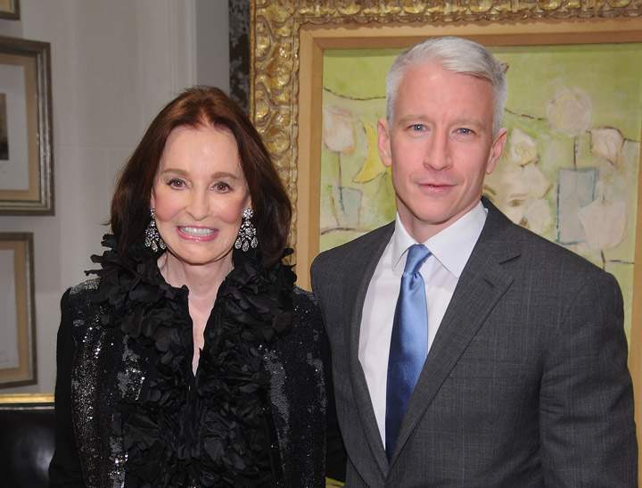 Gloria Vanderbilt poses with her son Anderson Cooper.