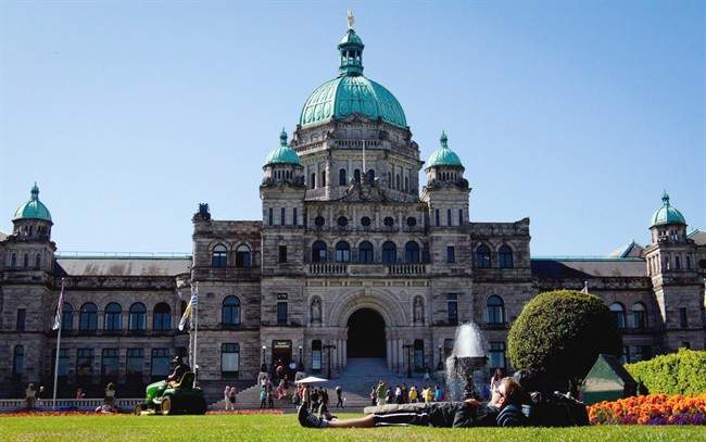 The Canadian Federation of Independent Business' annual red tape report card gave B.C. an A grade, the highest in Canada. The federal government and Quebec had the second best grades at a B+ each.