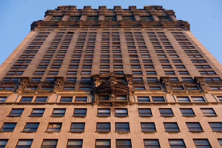 Haunting images of Detroit’s abandoned buildings - image