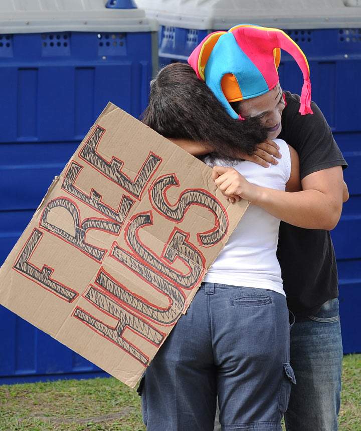 What's the nicest thing a stranger has ever done for you?