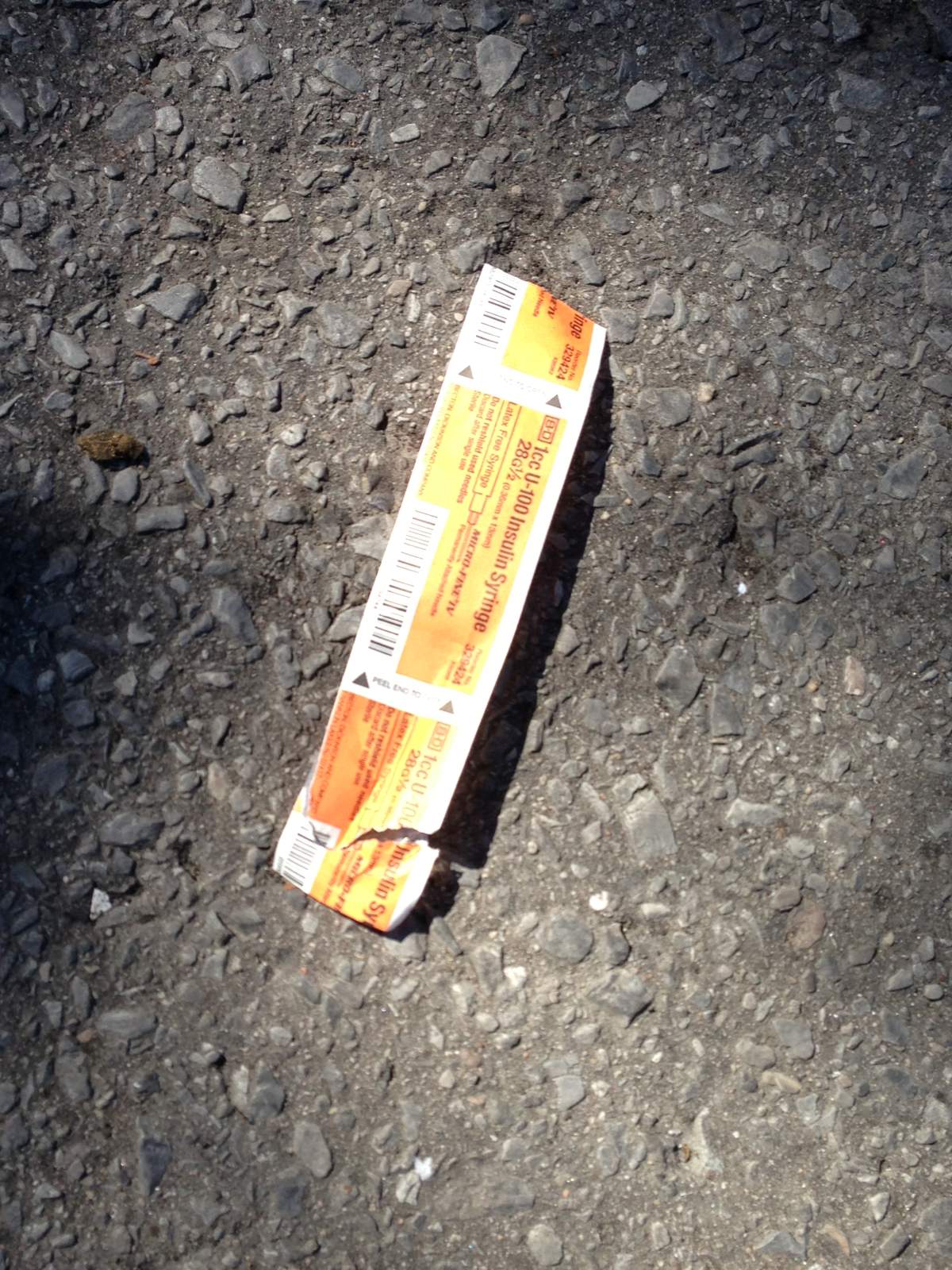 A discarded syringe wrapper in Ottawa’s Lowertown neighbourhood.Laura Stone/Global News