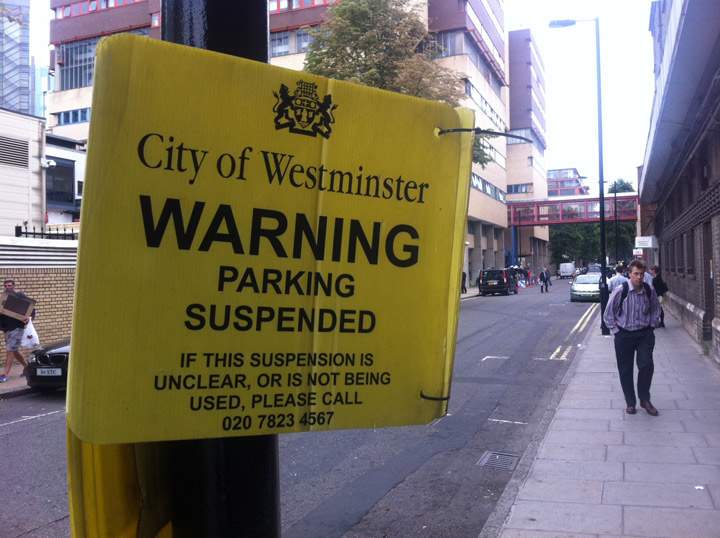 Royal baby watch - traffic