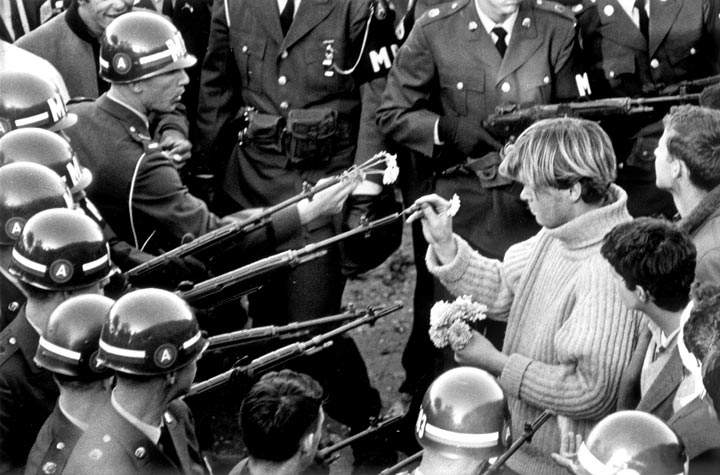 11 iconic images of protest - image