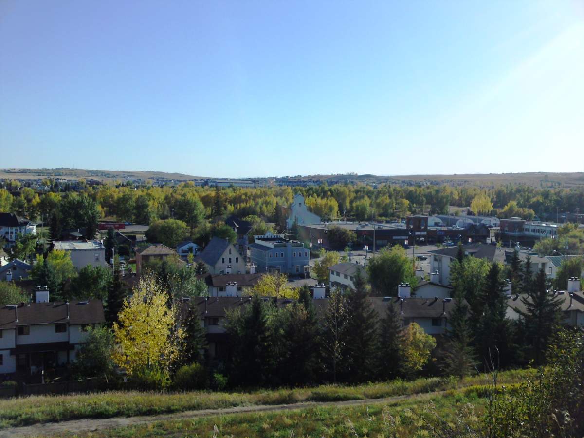 A view of downtown Okotoks.