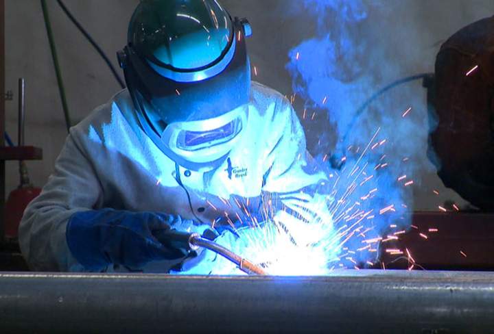 There was a drop in the number of employment insurance beneficiaries in Saskatchewan during July.