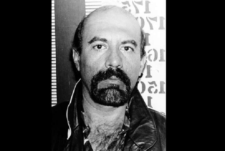 Francisco Rafael Arellano Felix, the eldest brother of Mexico's once-feared Arellano Felix drug clan, was shot to death in the Baja beach resort of Los Cabos by a gunman wearing a clown costume.