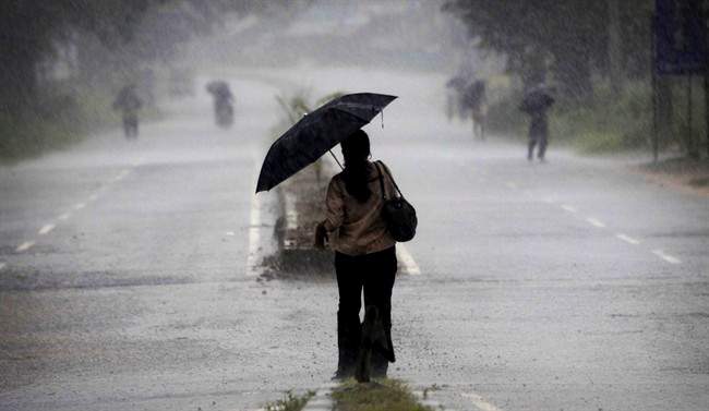 Heavy rain warnings continue for parts of B.C.'s southern coast.